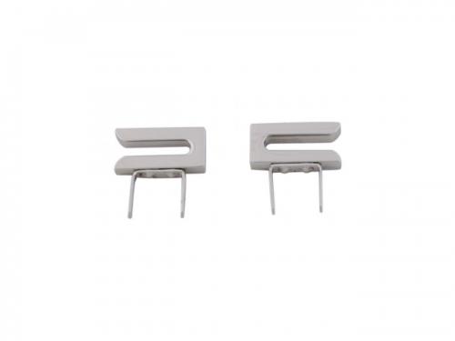 ATTACCHI PER MANICI C/ALETTE D0112/000 H. 12 mm SPESSORE 39 mm